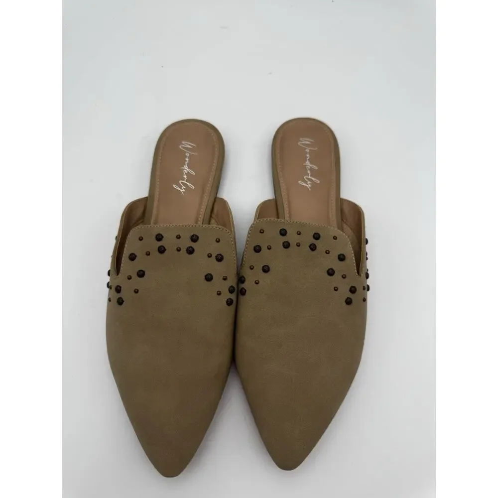 Wonderly Women’s Beige Faux Suede Studded Pointed Toe Mule Flats Size 11